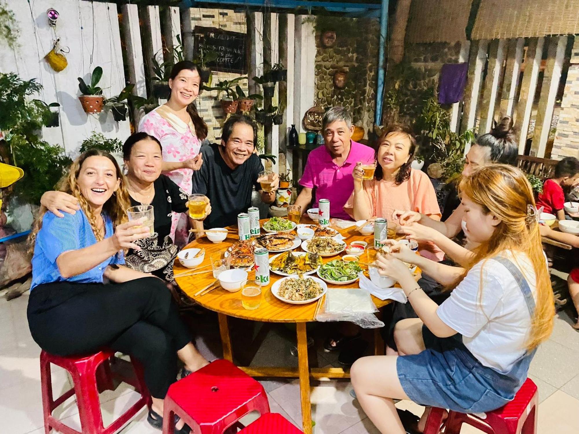 Golden Lantern Tam Thanh Homestay Tam Kỳ Bagian luar foto